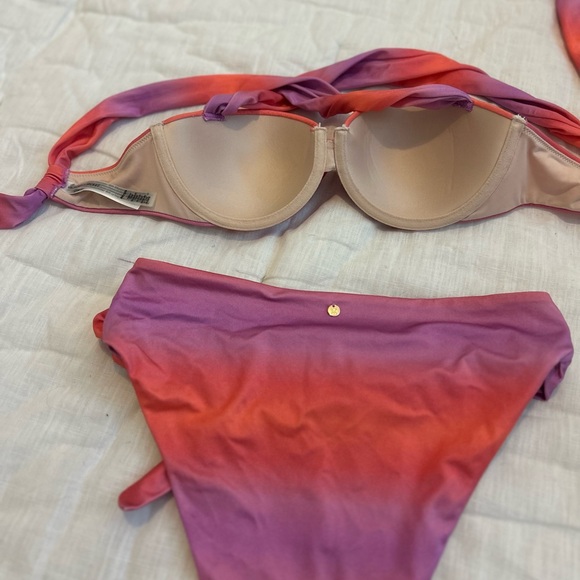 Victoria Secret Bathing Suit Set - Picture 5 of 5
